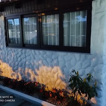 Apartamento Inteiro Dois Quartos Melhor Localizacao Pes Na Areia Florianópolis Exterior foto